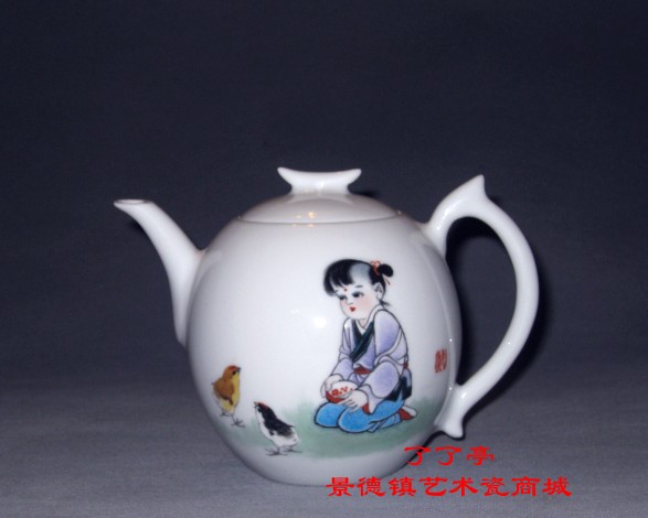 “婴戏壶”·粉彩·戴荣华(中国工艺美术大师)