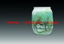赖德全 珍珠彩“乡村叠翠”瓶 拍卖成交价：172，500